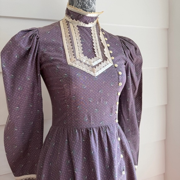Vintage Gunne Sax Floral Print Prairie Dress with Polka Dot Trim size 7 - Picture 2 of 9